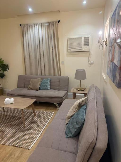 مشرفة الخير غرفة وصالة Apartment