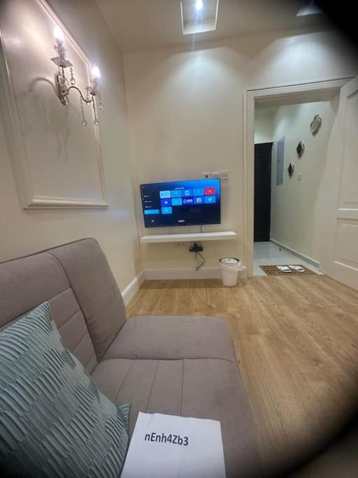 مشرفة الخير غرفة وصالة Appartement Djeddah
